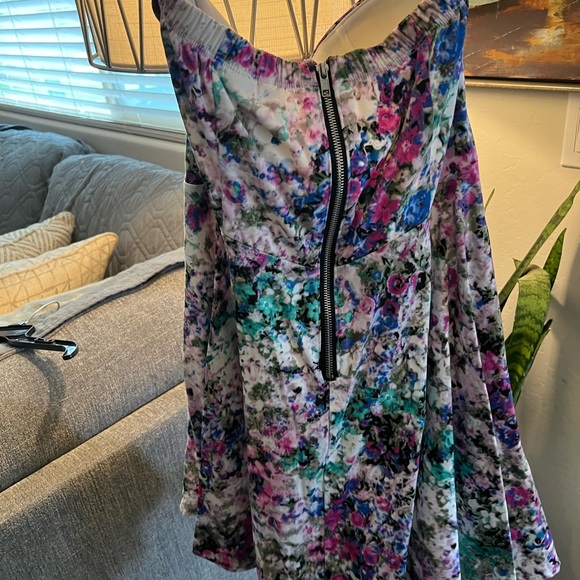 Strapless Colorful Dress from Windsor - Picture 4 of 5